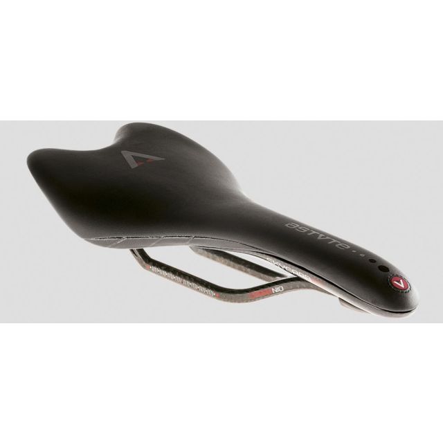 Astute Skycarb SR Carbon saddle